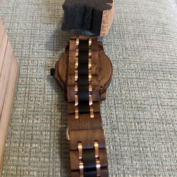 BOBOBIRD - Unisex Wooden Watch - Picture 5 of 17
